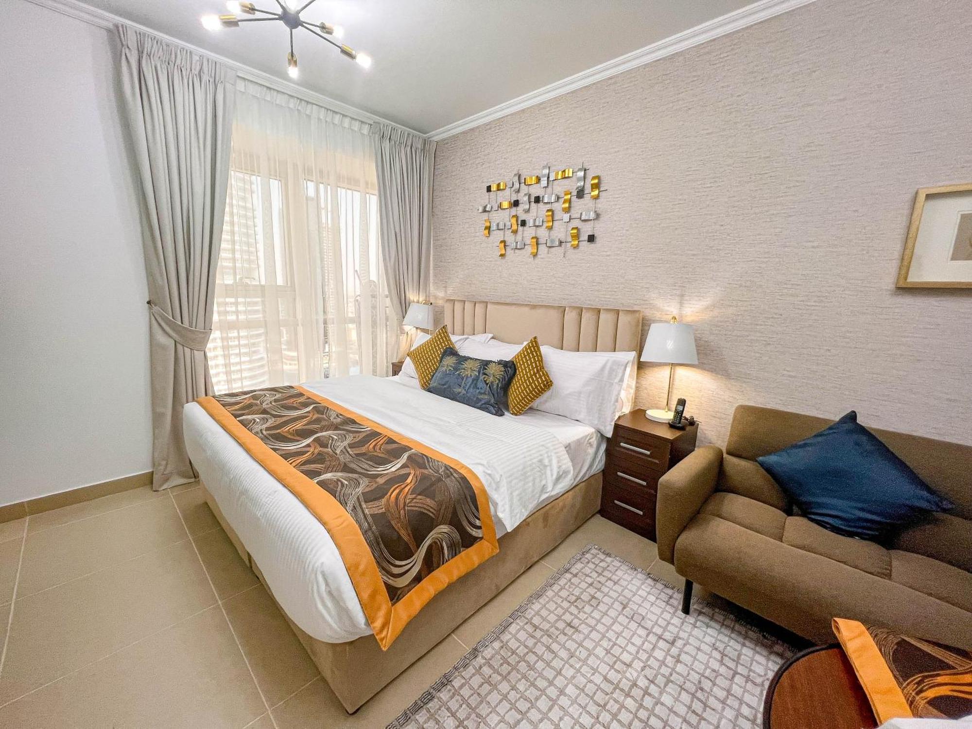 Cosmos Living Modern Studio Near Dubai Marina المظهر الخارجي الصورة